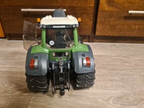 Bruder 3040 - Traktor Fendt 936 Vario - 2