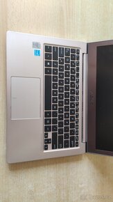 Asus UX303L dva kusy na opravu nebo ND - 2