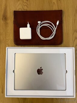 Apple MacBook Air M2 16/512Gb + záruka + obal - 2