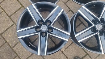 Alu kola Škoda 17" 5x112 7,5J ET48 Octavia Golf - 2