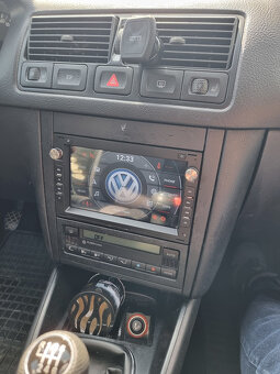 VW, Škoda, Seat 7" Android 14 - s GPS a FM rádio - 2