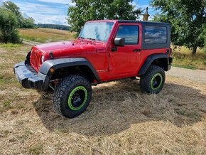 Prodám jeep wrangler JK 2.8crd rubicon manual - 2