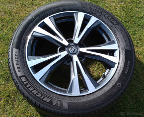 18 originál NISSAN Qashqai 5x114,3 letní 215/55 R18 TMPS - 2