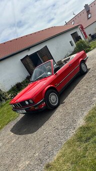 BMW E30 320i chrom cabrio - 2