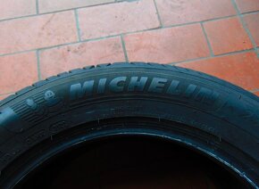 Letní pneu MICHELIN 235/55 R17" Praha 9 - 2