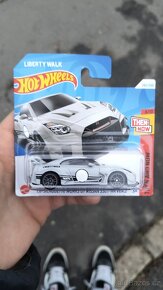 Hotwheels Nissan GT-R R35 Liberty walk - 2