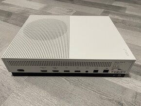 Xbox one S 1 černý ovladač 6 her - 2