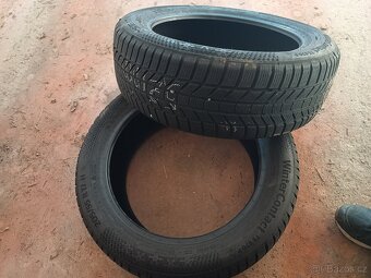 Prodám 2 pneumatiky 205/55 R17 zimní - 2