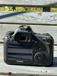 Canon EOS 6D - 2