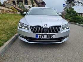 ŠKODA SUPERB 2,0 TDI 110 kW DSG NAVI XENON TEMPOMAT - 2