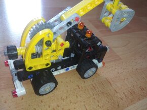 Lego Technic set-42031 - 2