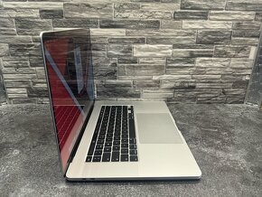 MacBook Pro 16" 2019 i7 / 16GB / 500GB / Pro 5300M - 2