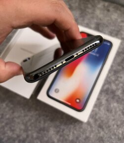 iPhone X 256Gb v hezkém stavu, černý - 2