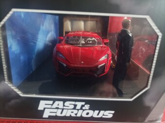 Lykan Hypersport 1/18 svitici s figurkou Toretto - 2