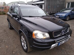 Volvo XC90 D5 AWD Momentum 7 míst - 2