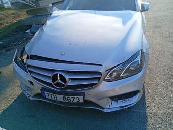 Prodám náhradní díly na mercedes e250cdi - 2