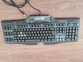 Herní klávesnice Logitech G510s, Mad Catz V7 - 2