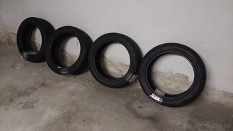 Zimní sada 215/50 R18 Barum Polaris 5 (jako nová) - 2