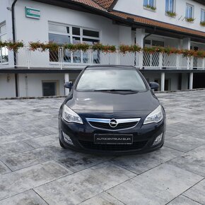 Opel Astra 1,4 Turbo 88kW Sport - 2