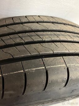 Goodyear Efficientgrip Performance 2 205/60 R16 92 H - 2