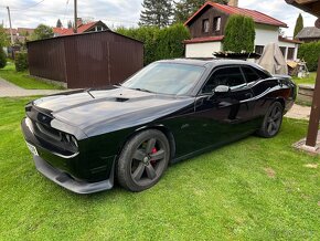 Dodge Challenger SRT8 V8 6.4 Hem - 2