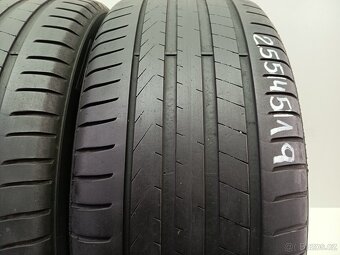 2ks letní pneu 255/45/19 Pirelli - 2