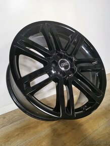 Audi RS6 4G - 4x orig. ALU disky 5x112 R20 Praha - 2