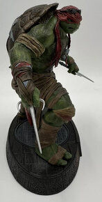 Teenage Mutant Ninja Turtles Raphael Exclusive Movie Statue - 2