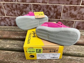 Dívčí celoroční boty Barefoot BRIK FUXIA vel - 24 - 2