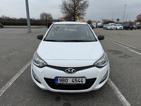 Hyundai i20. Najeto 44 tis km - 2