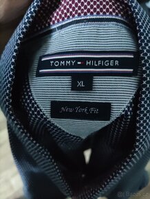 Tommy Hilfiger - 2