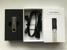 Ledger Nano S (krypto peněženka) - 2