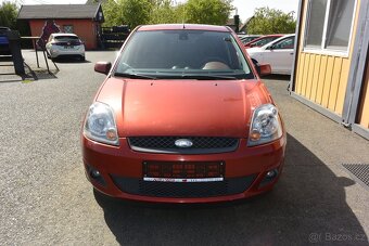 PRODÁM Ford Fiesta 1.4i - 2