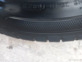 Hankook Ventus S1 Evo3 235/45 R18 - 2