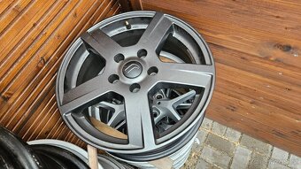 Sada Alu Disků 5x114.3 R16 Rondell - 2