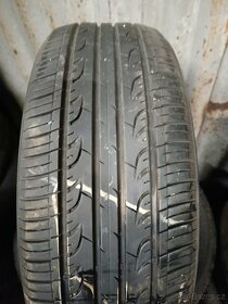 Pneu 205/55R17 - 2