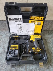 Aku vrtačka DeWalt DCD733C2 - 2