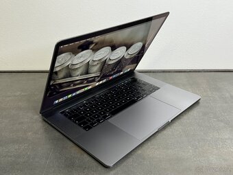 Macbook Pro 15" 2018 SG i7 / 512GB / 16GB - 2