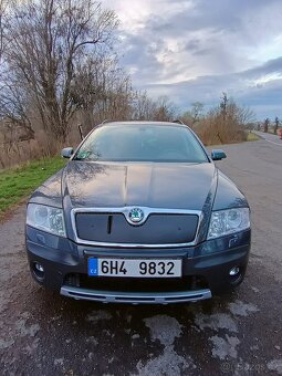 Škoda Octavia Scout - 2