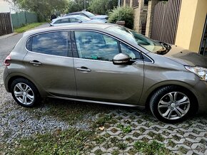 Peugeot 208 1.4 70kw 2012 68tis km 2.majitel - 2