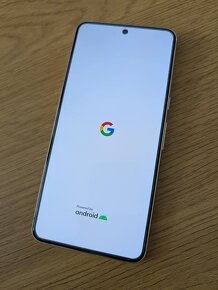 Vlajkový měsíc starý Google pixel 8 pro - 23 měsíců záruka - 2