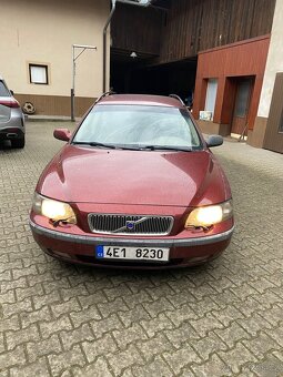 Volvo V70 D5 - 2