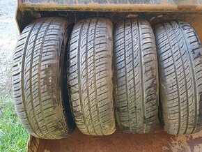 Pneu 185/65 r15 - 2