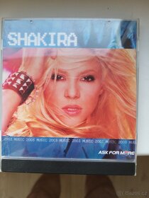 Prodám CD Lucie a Shakira - 2