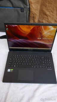 Notebook Asus X571GT (X571GT-BQ200T)//brašna - 2