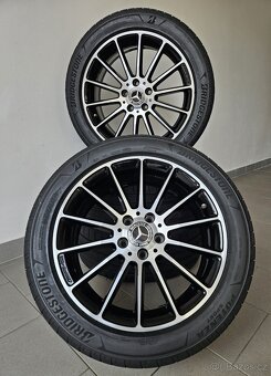 Orig. Mercedes AMG Letní 245/45/18 - Zánovní - - 2