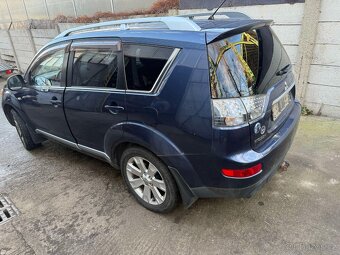 rozprodam Mitsubishi Outlander 2.2 di-d instyle 115kw rv2009 - 2