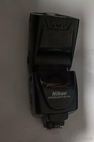 Nikon Blesk Nikon SB-700 - 2