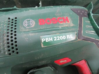 Vrtací kladivo Bosch PBH 2200 RE - 2