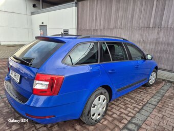 Škoda oktavie   najeto    12tis km - 2